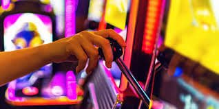 win88com Poker ဗျူဟာနှင့် ကတ်ဂိမ်း Tips မြင်ကွင်း